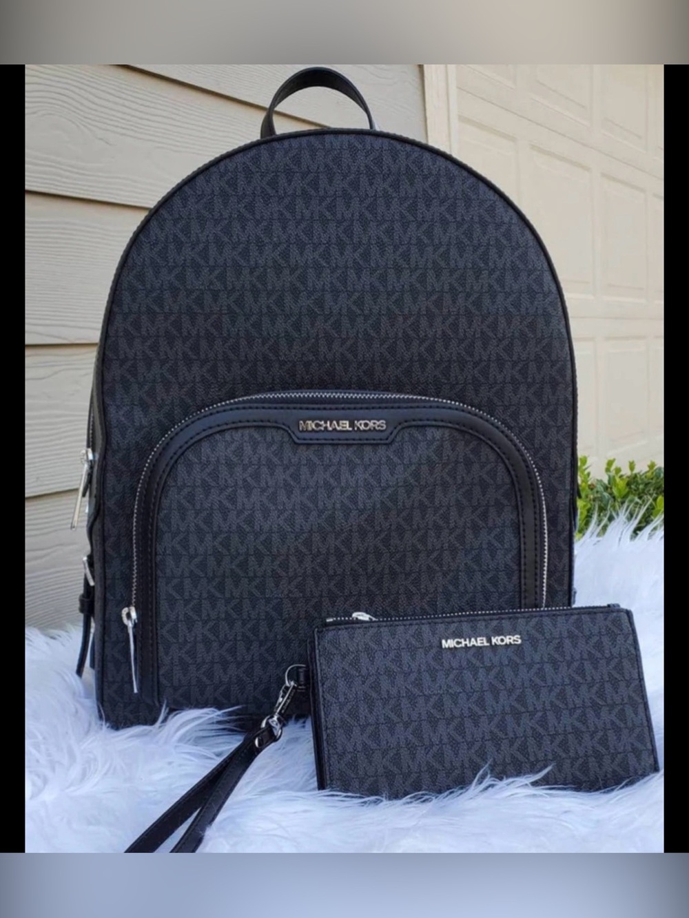 Mihcael Kors Jaycee Large Logo Backpack & Wallet In Black Signature NWT